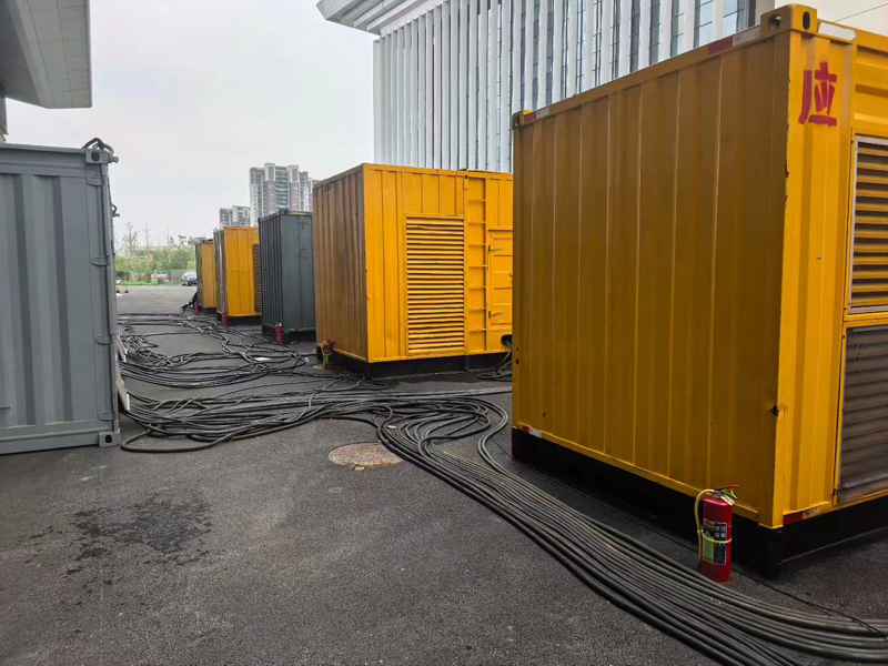 太平不同季节柴油发电机组保养有哪些注意事项?